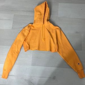 CHAMPION cropped hoodie !